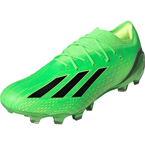 soccer shoes for artificial turf.